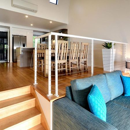 Shorelines 31 Renovated Upmarket Two Bedroom Apartment With Ocean Views And Buggy Hamilton Island Exterior foto