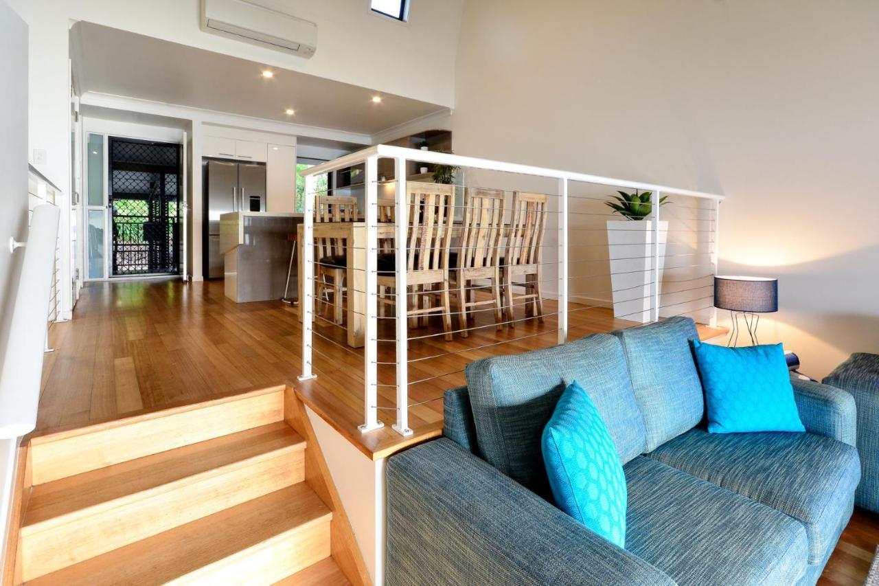 Shorelines 31 Renovated Upmarket Two Bedroom Apartment With Ocean Views And Buggy Hamilton Island Exterior foto